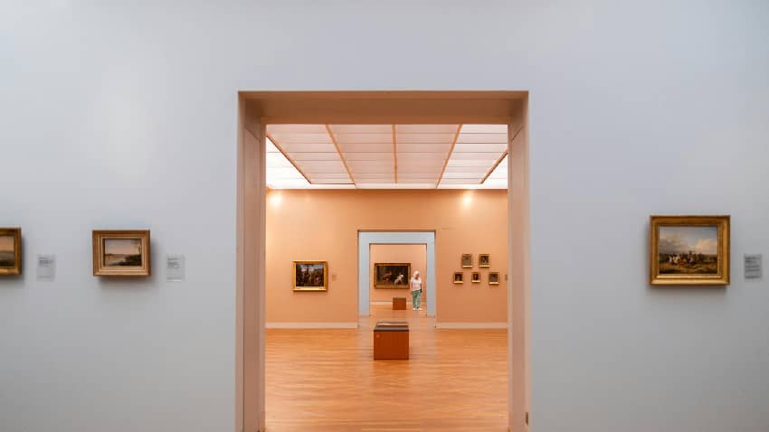 Visiting Manchester Museum - Dyna Haleys Accommodation for Short Stays